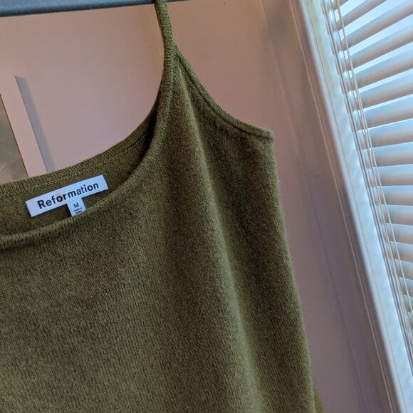 Reformation Uma Cashmere Sweater Tank in Oliva (NWOT) - Picture 4 of 5